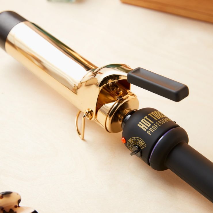 Hot Tools - (1102) Spring Pro Curling Iron - 1.5in (38mm)